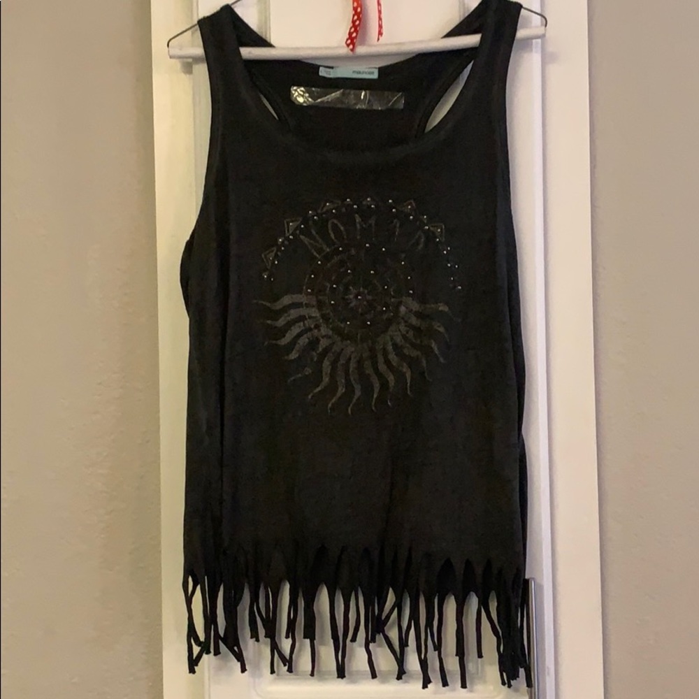 Used great condition large Maurices tank